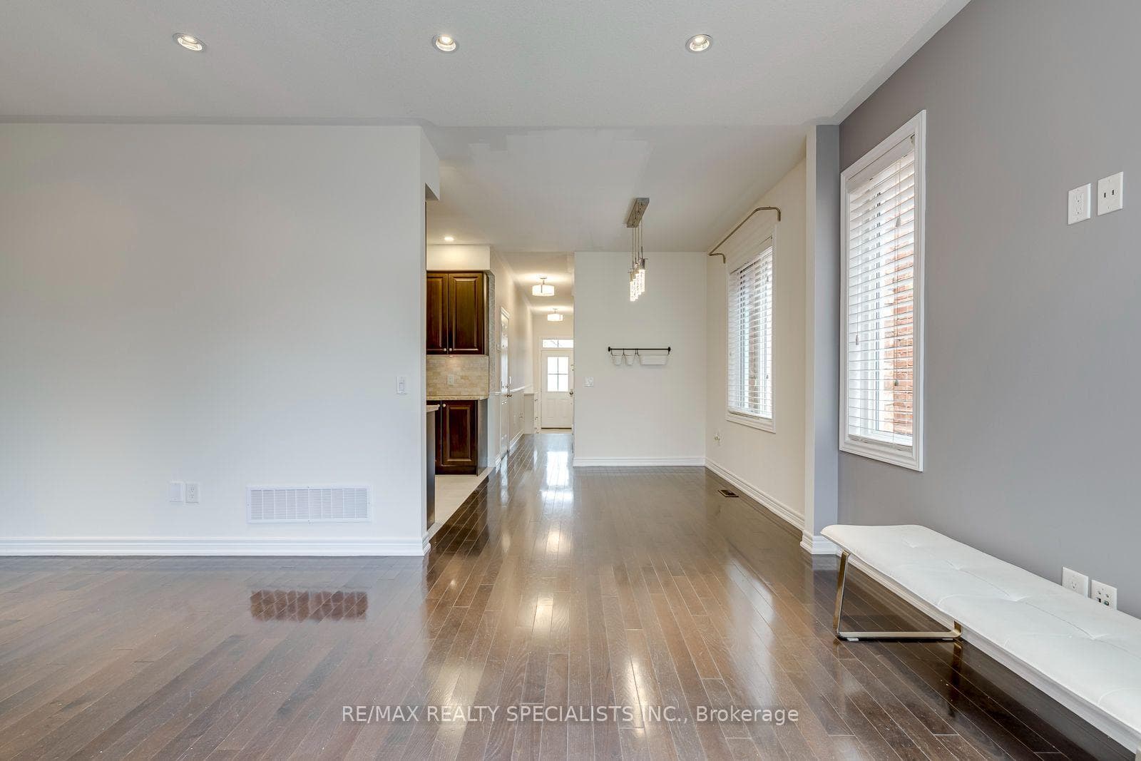 20 Wellman Crescent photo 18