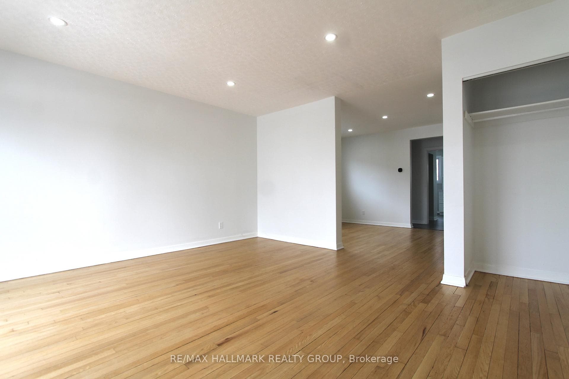 1427 Bellamy Street photo 4