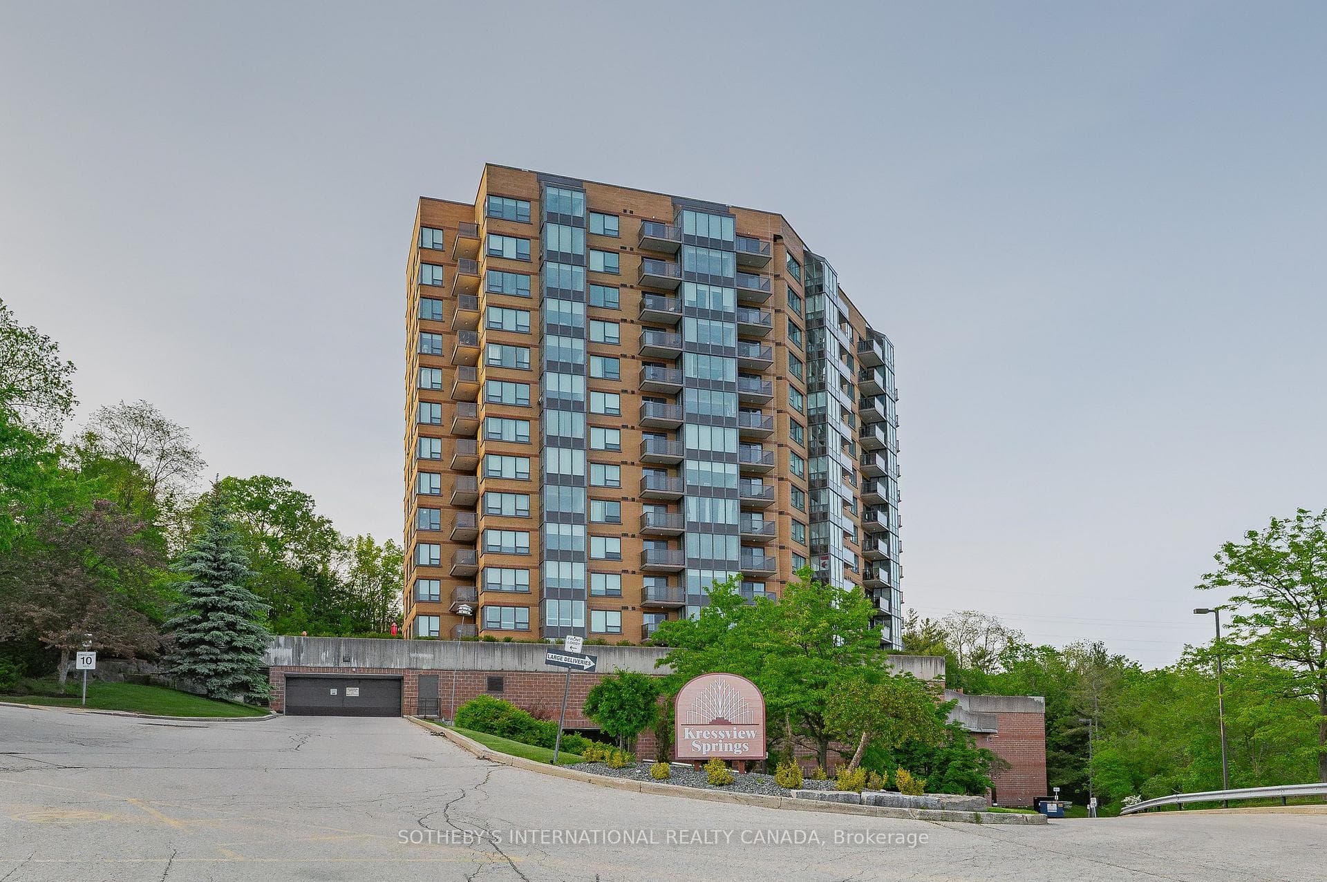 237 King Street Unit 1003 photo 1