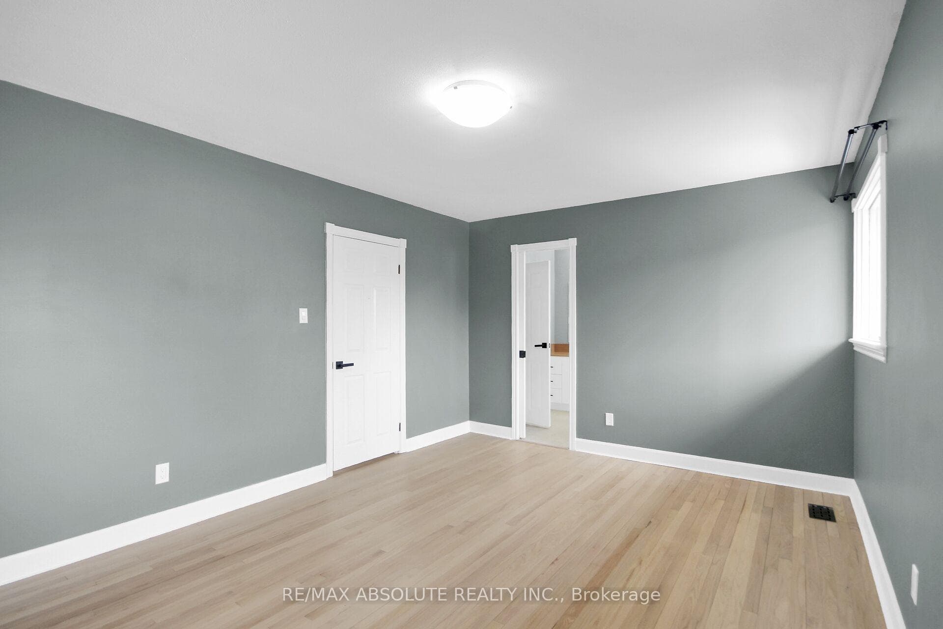60 Foothills Drive photo 31