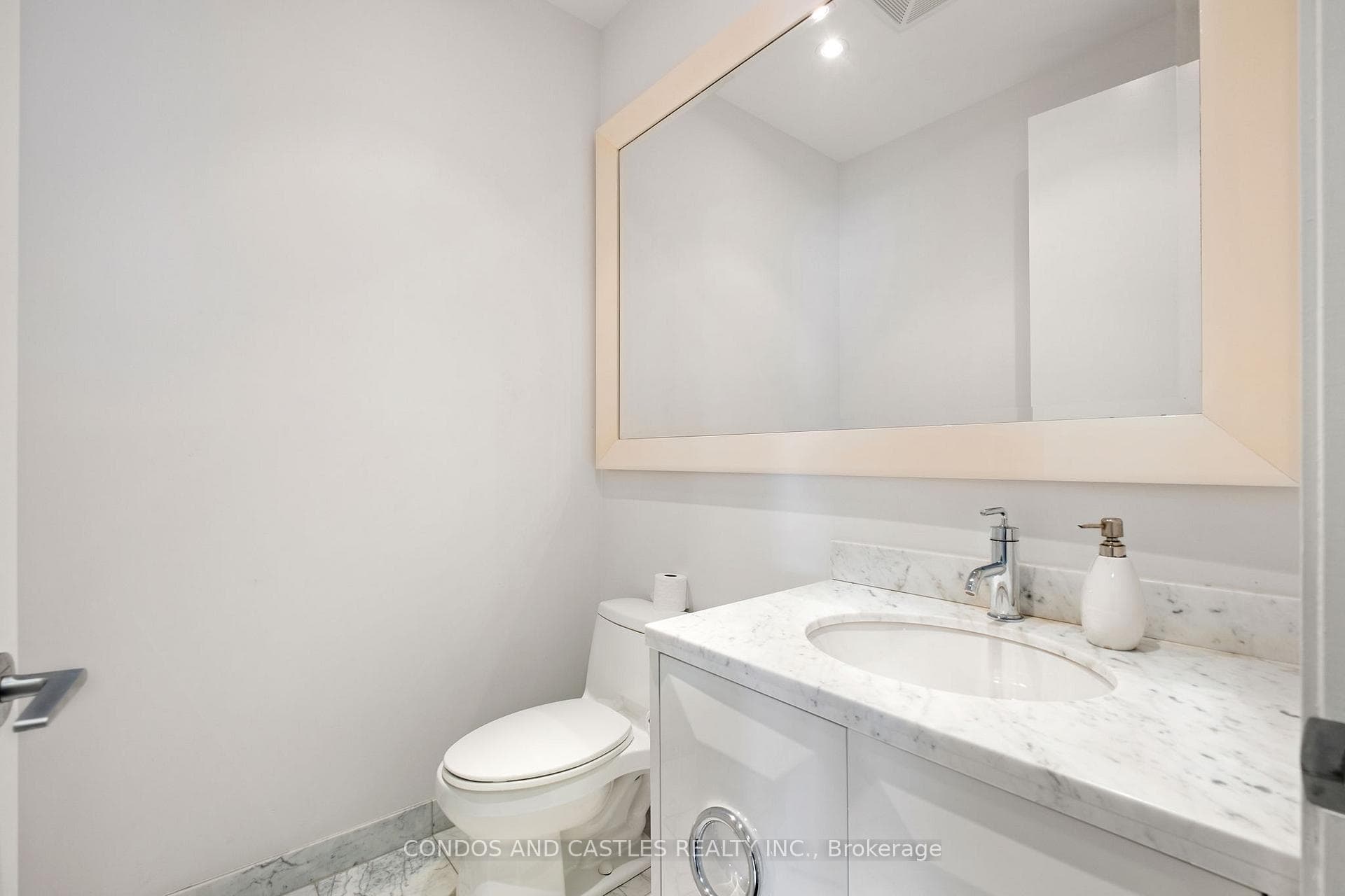 88 Park Lawn Road Unit 2907 photo 48
