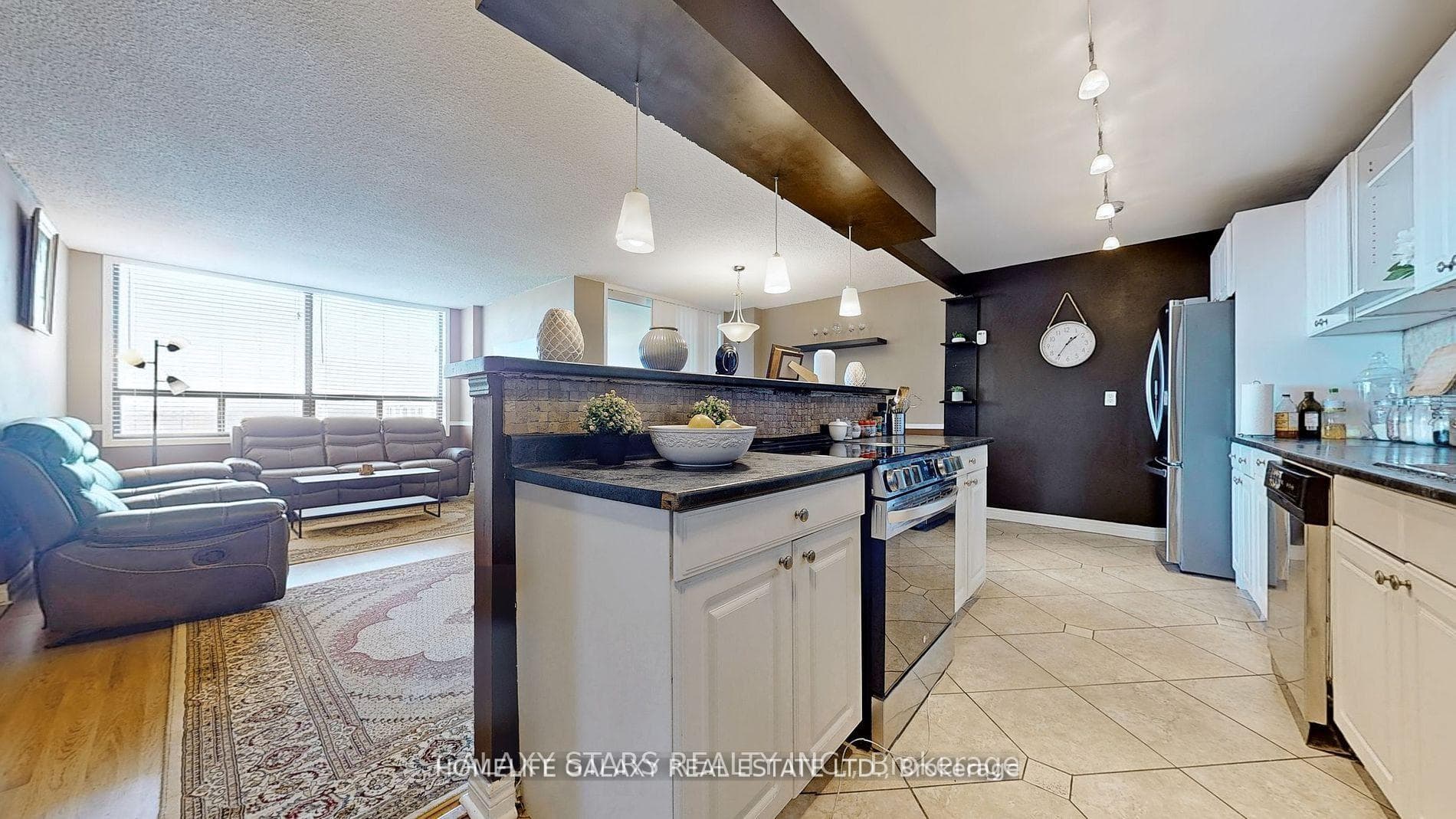 2556 Argyle Road Unit 1002 photo 16