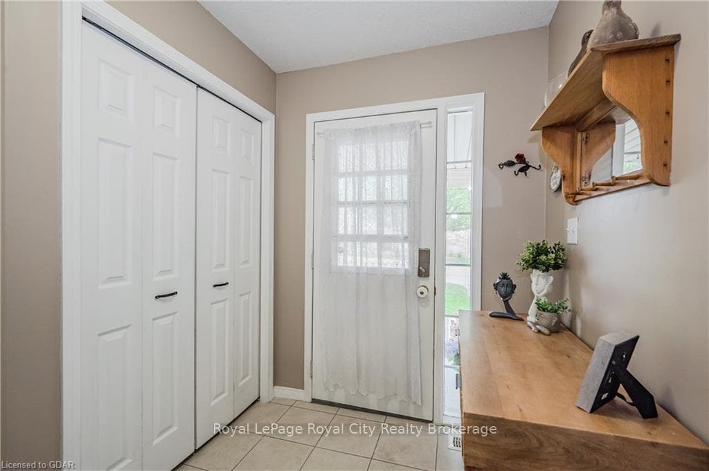 31 SCHRODER Crescent Unit 40 photo 5