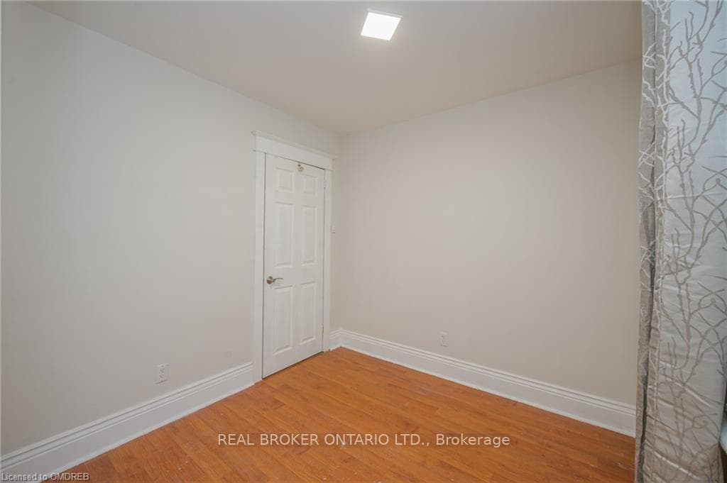 383 Cope Street photo 11