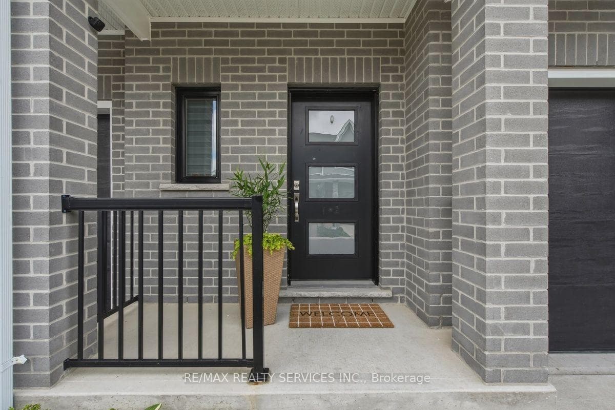 1 Miller Drive Unit 49 photo 3