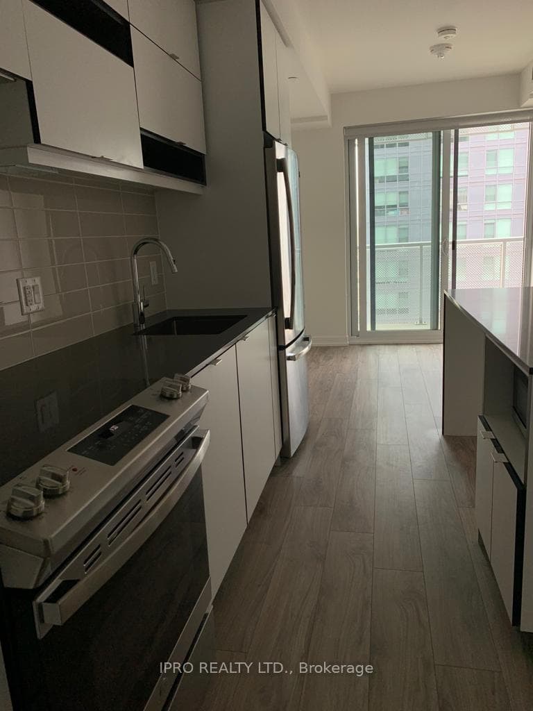 4065 Confederation Parkway Unit 1306 photo 10