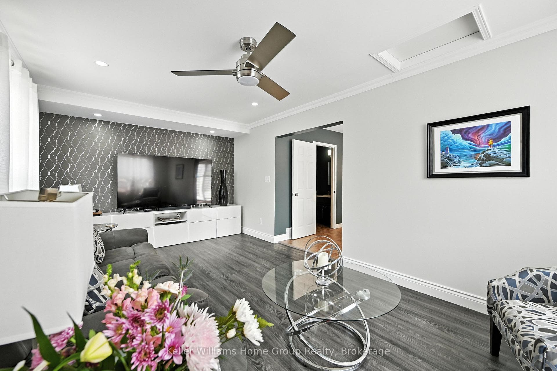 4 Glenview Avenue photo 31