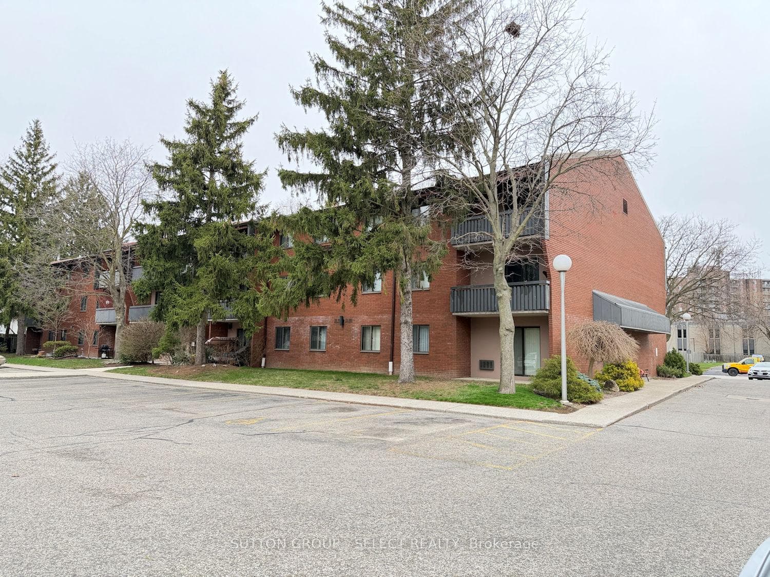 202 Campus Parkway Unit 309 photo 4