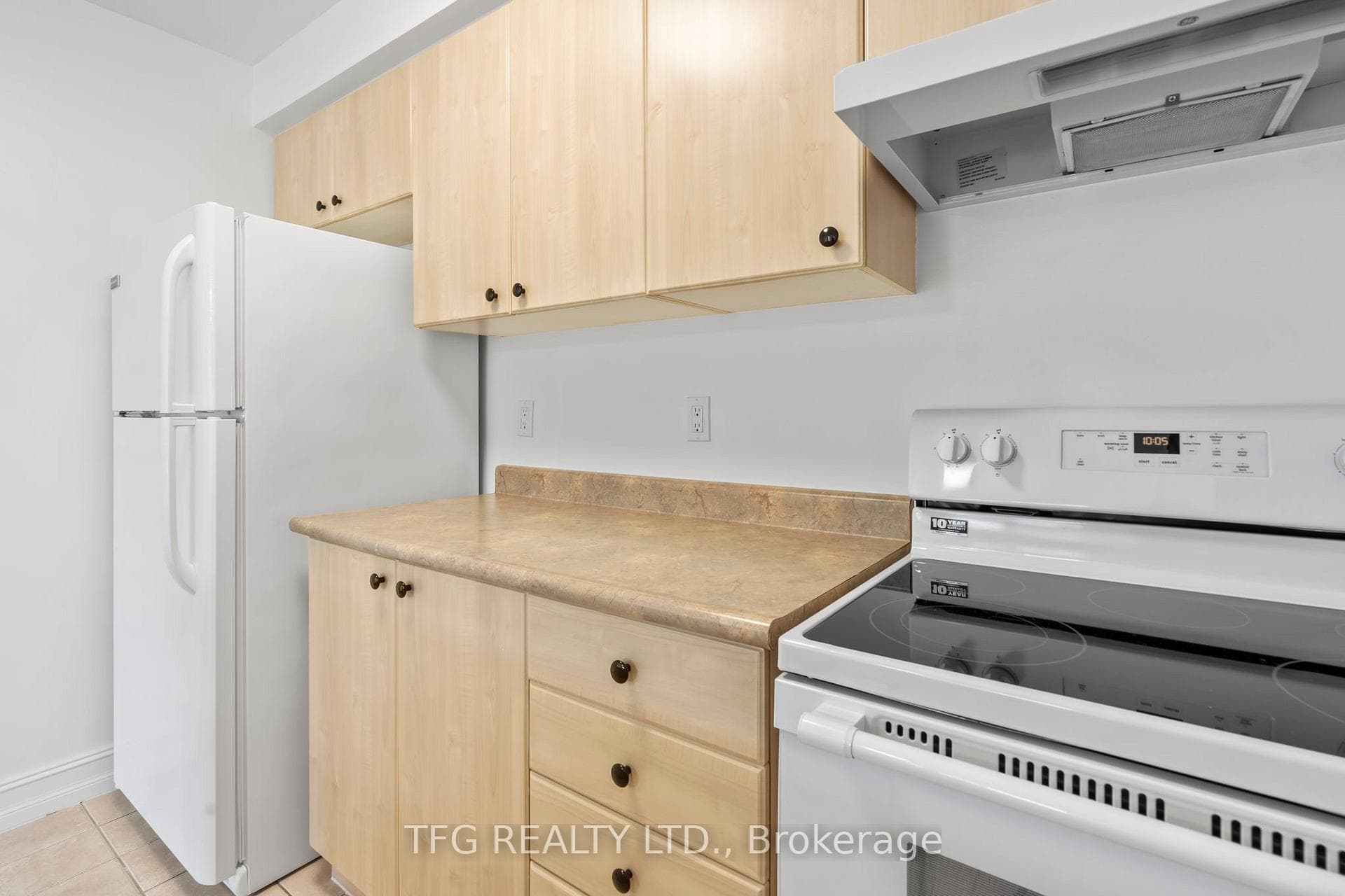 98 Aspen Springs Drive Unit 101 photo 9