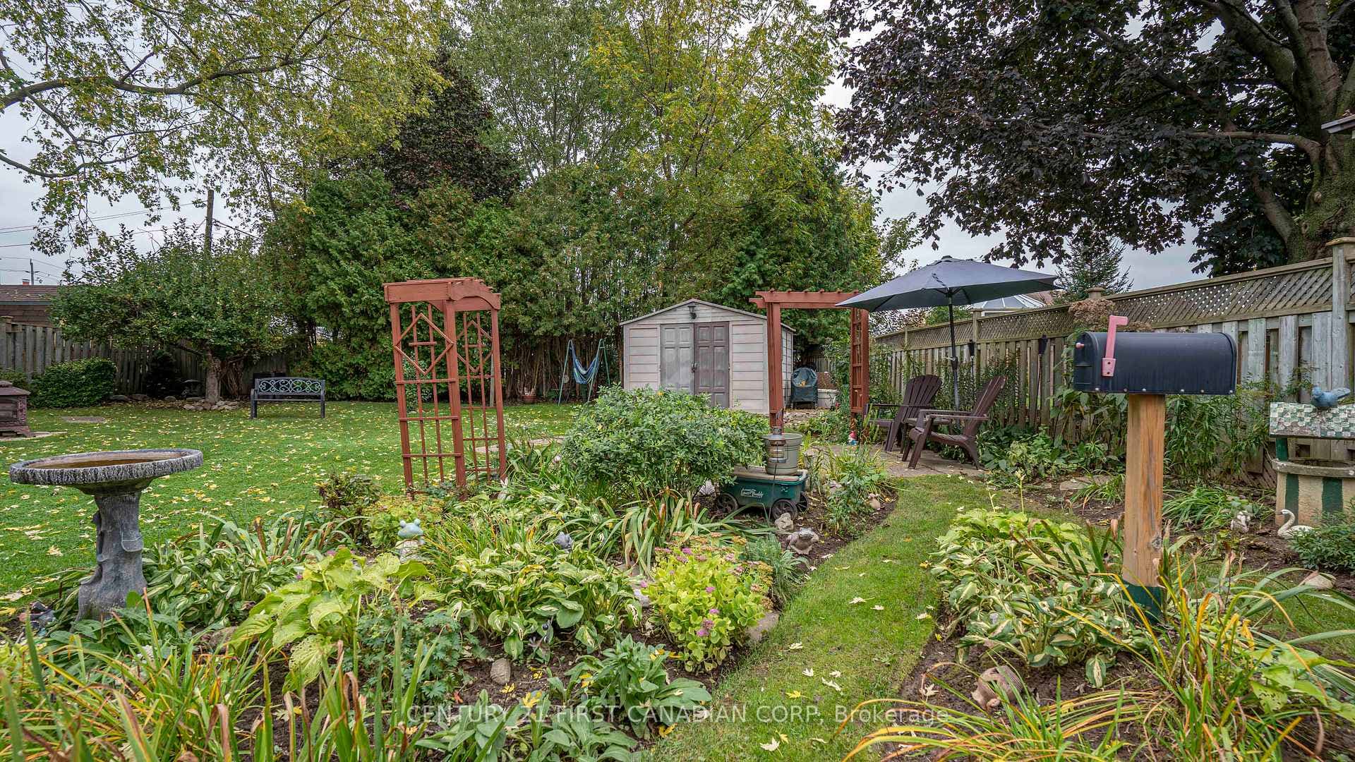 1 Fairview Avenue photo 35