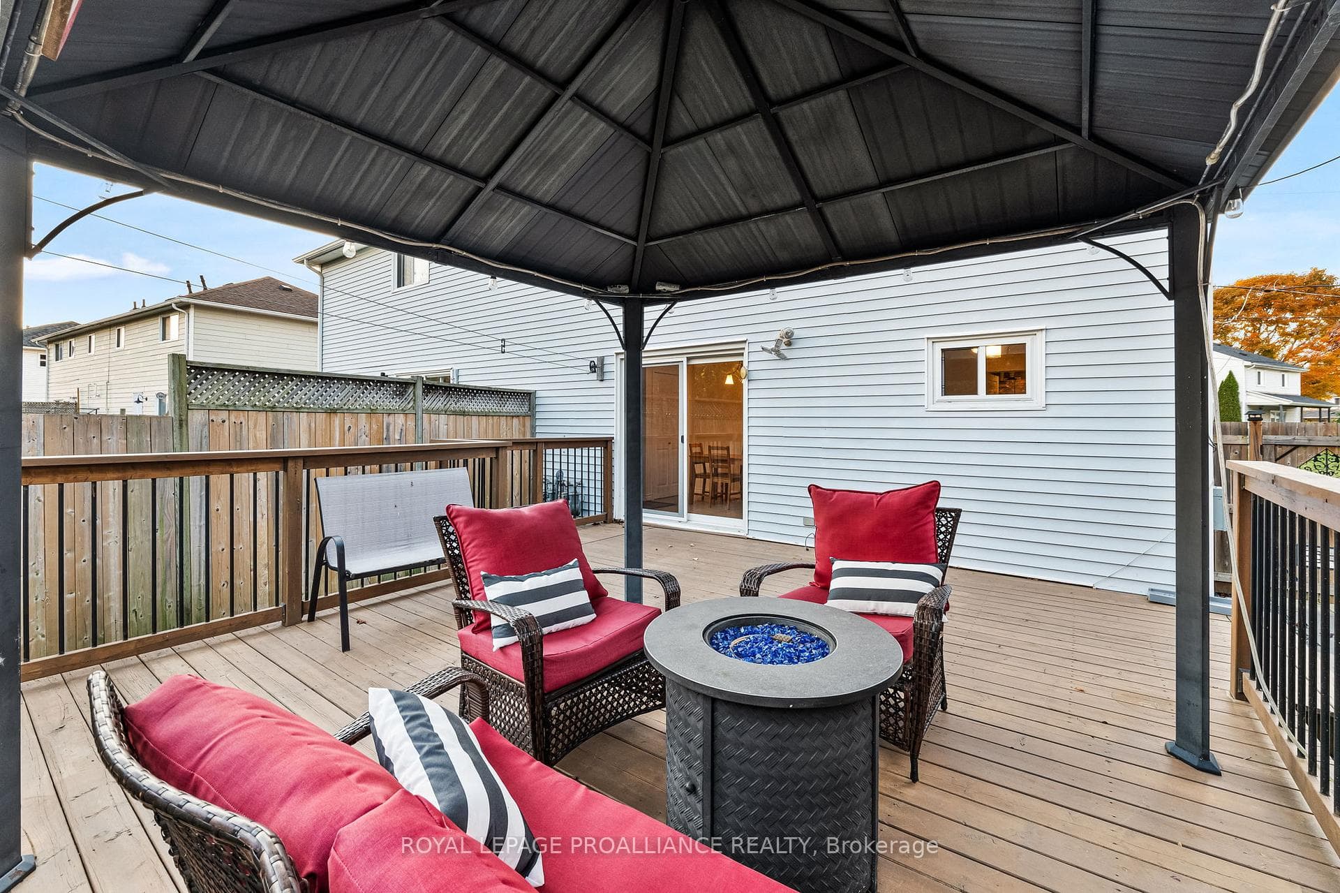 388 Alexandria Drive photo 22