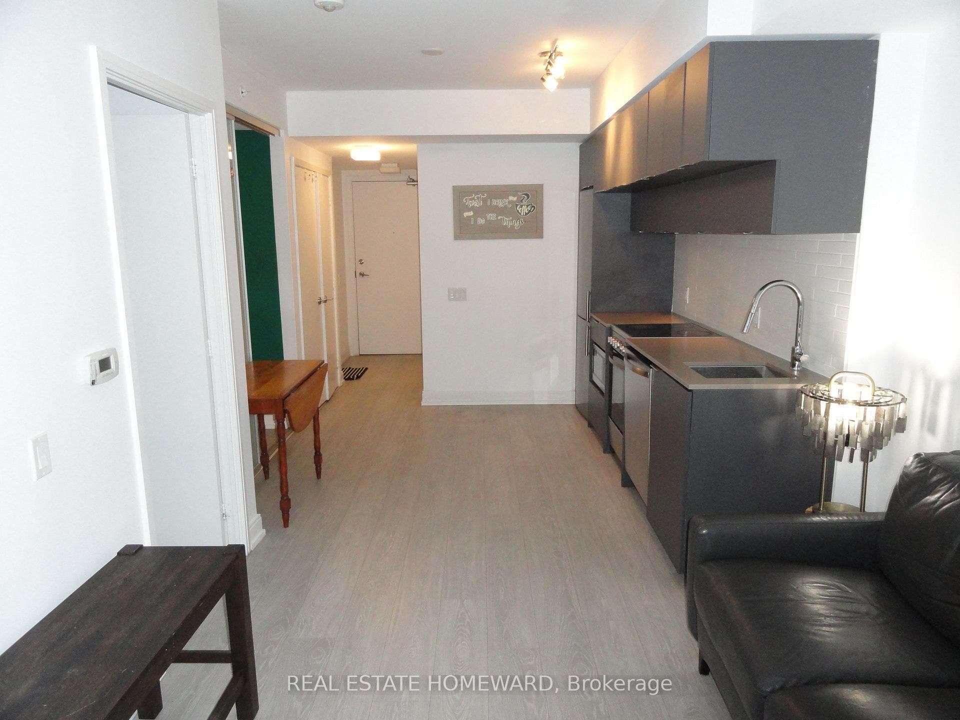 181 Dundas Street Unit 1801 photo 2