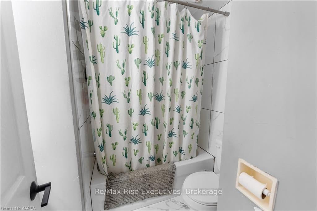 67 CAMERON Street photo 14