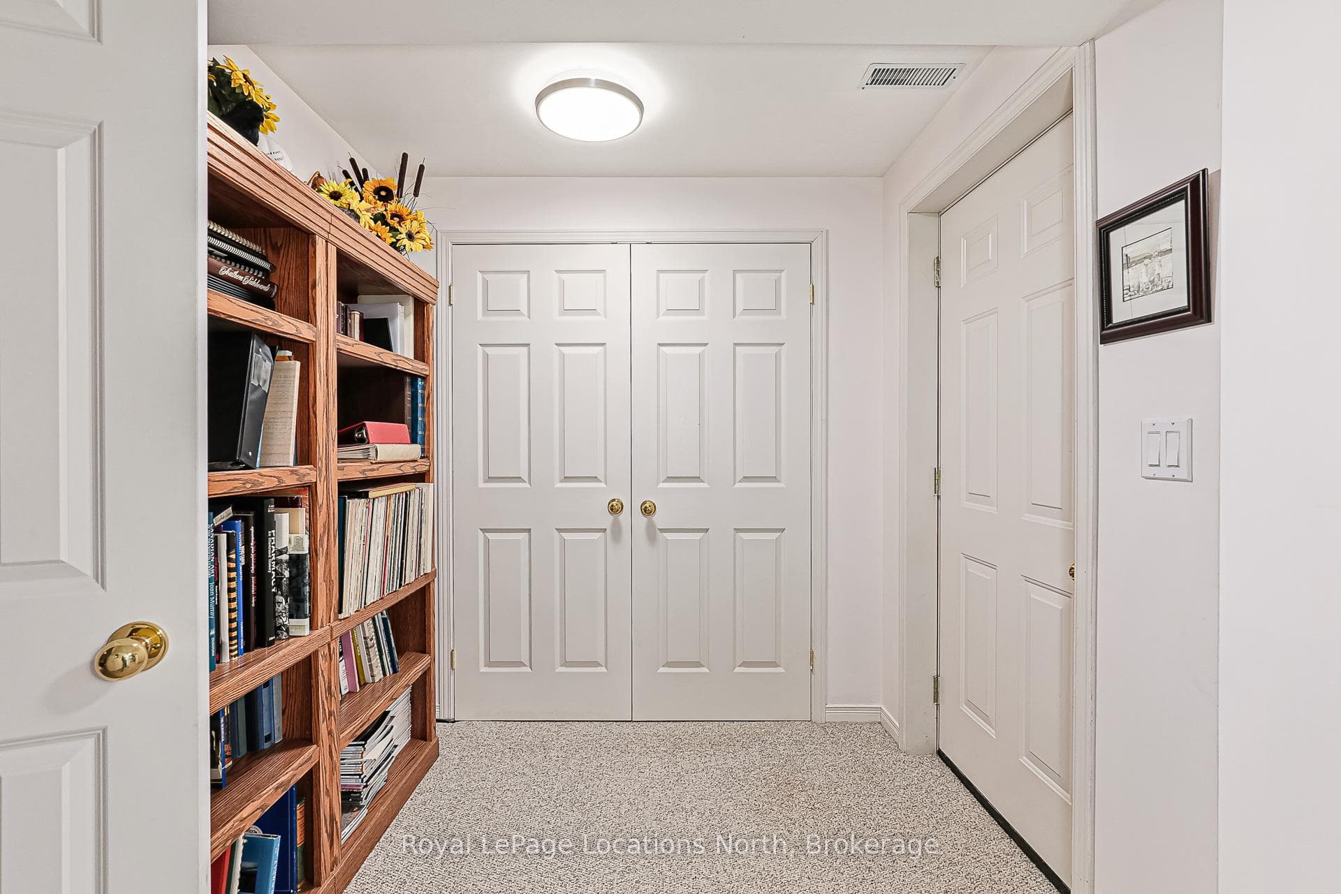 Basement land/Stairs to Garage