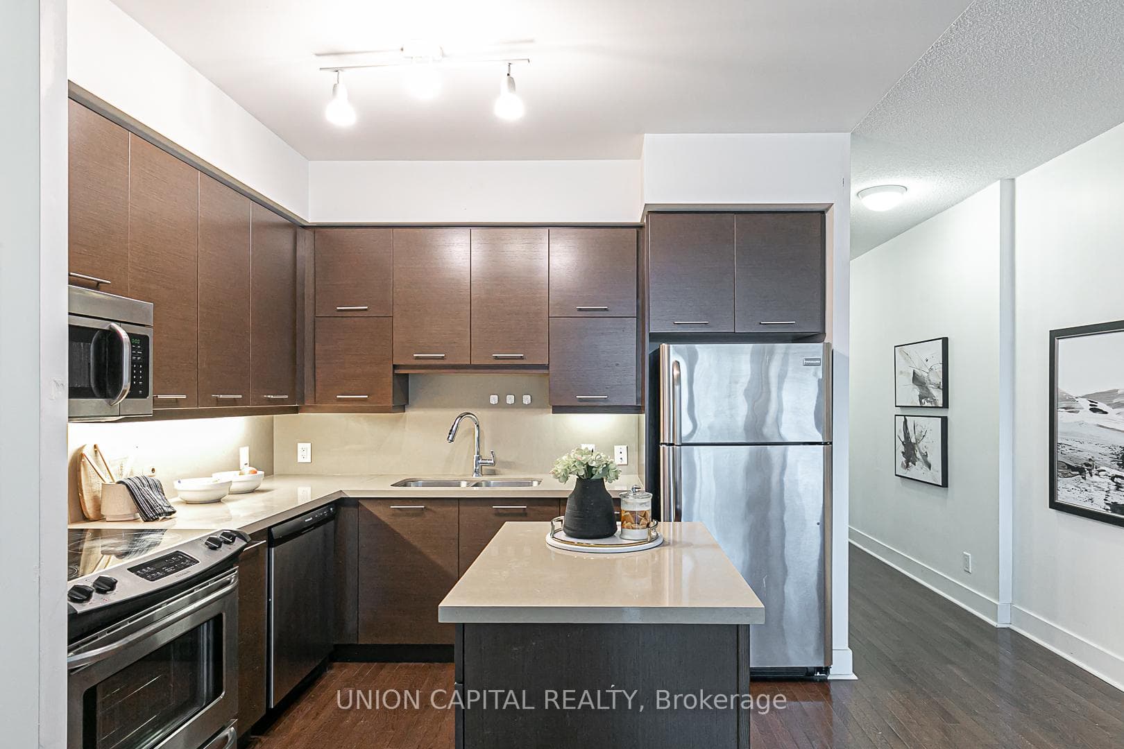 26 Norton Avenue Unit 511 photo 7