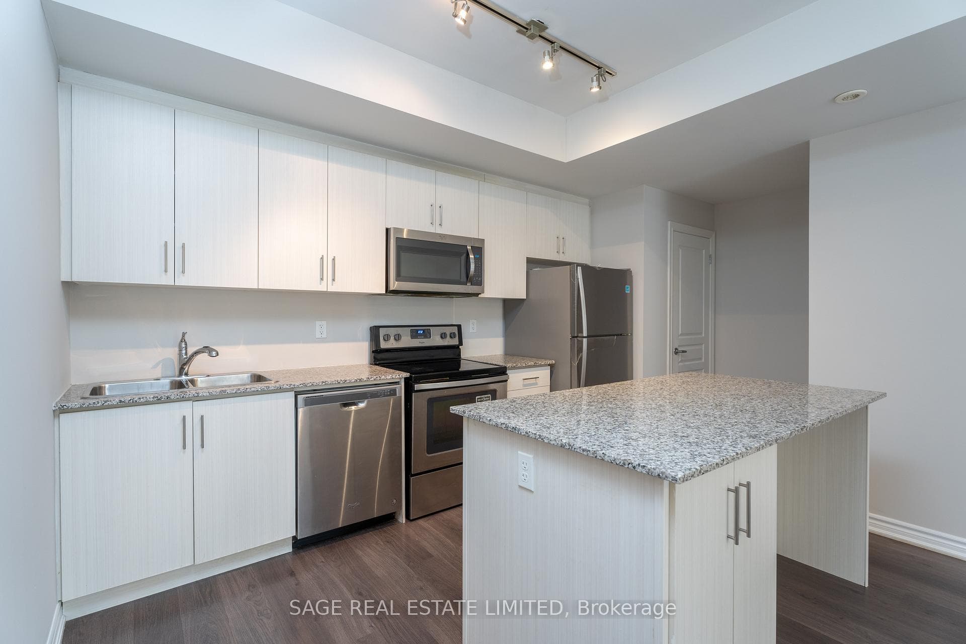 140 Long Branch Avenue Unit 5 photo 3