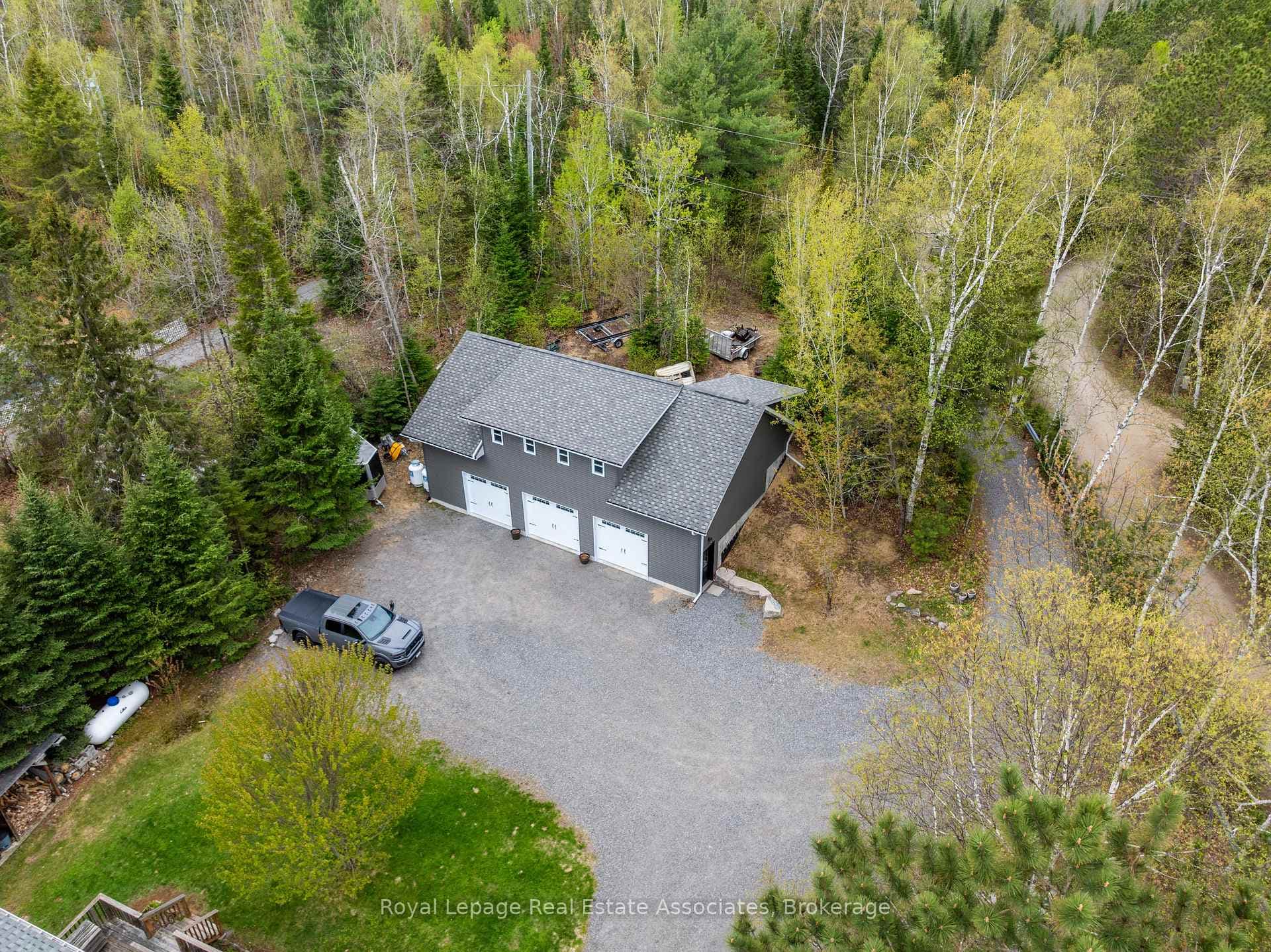 196 Circle Road photo 36
