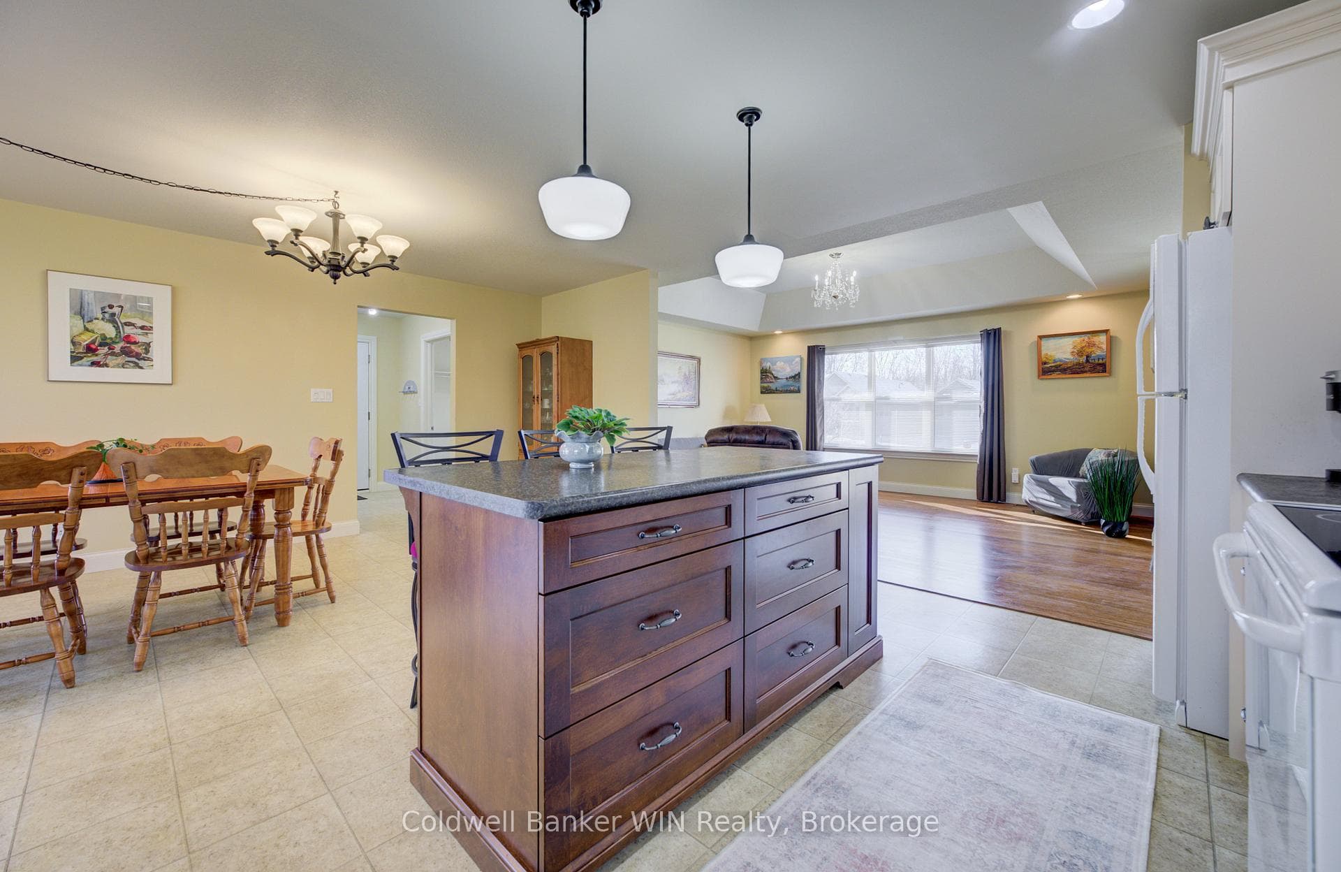 34 Regency Drive photo 14
