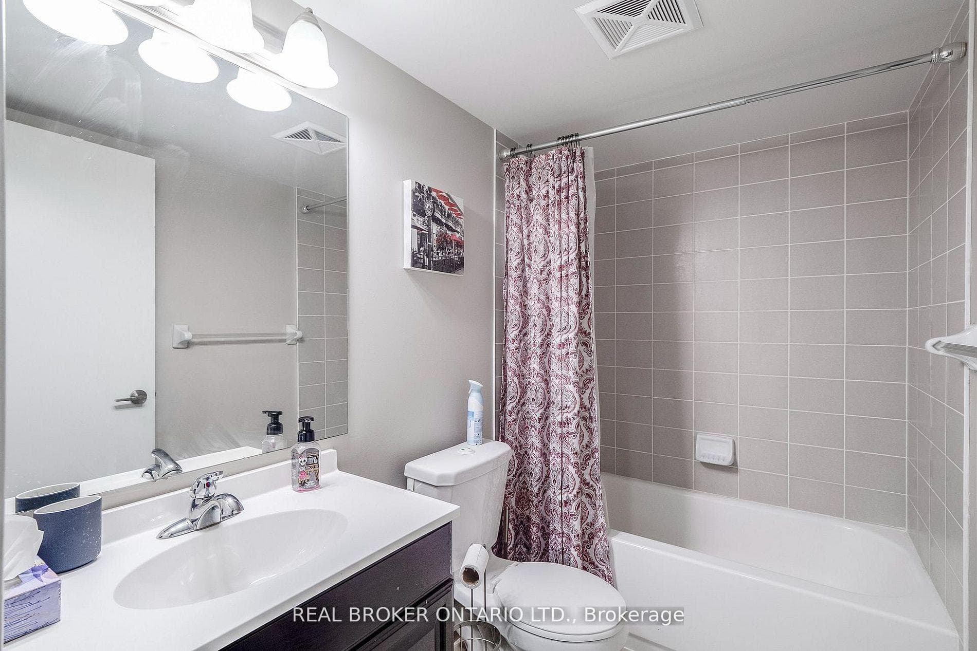 35 Saranac Boulevard Unit 225 photo 12