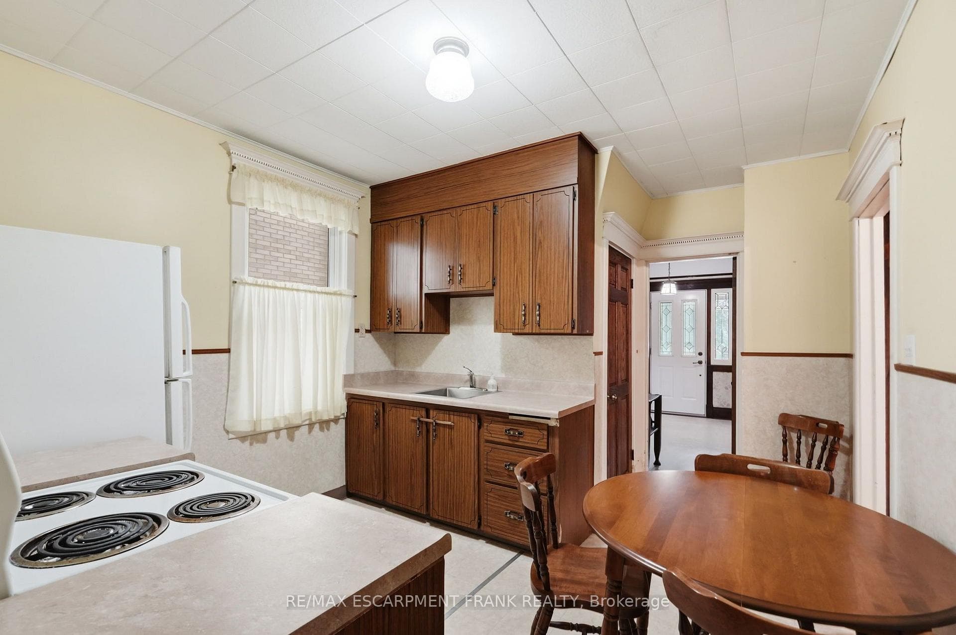 24 Cliff Avenue photo 25