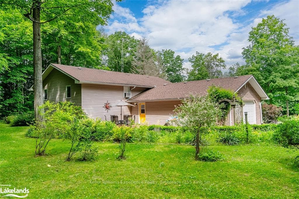1760 SANDHILL Road photo 38