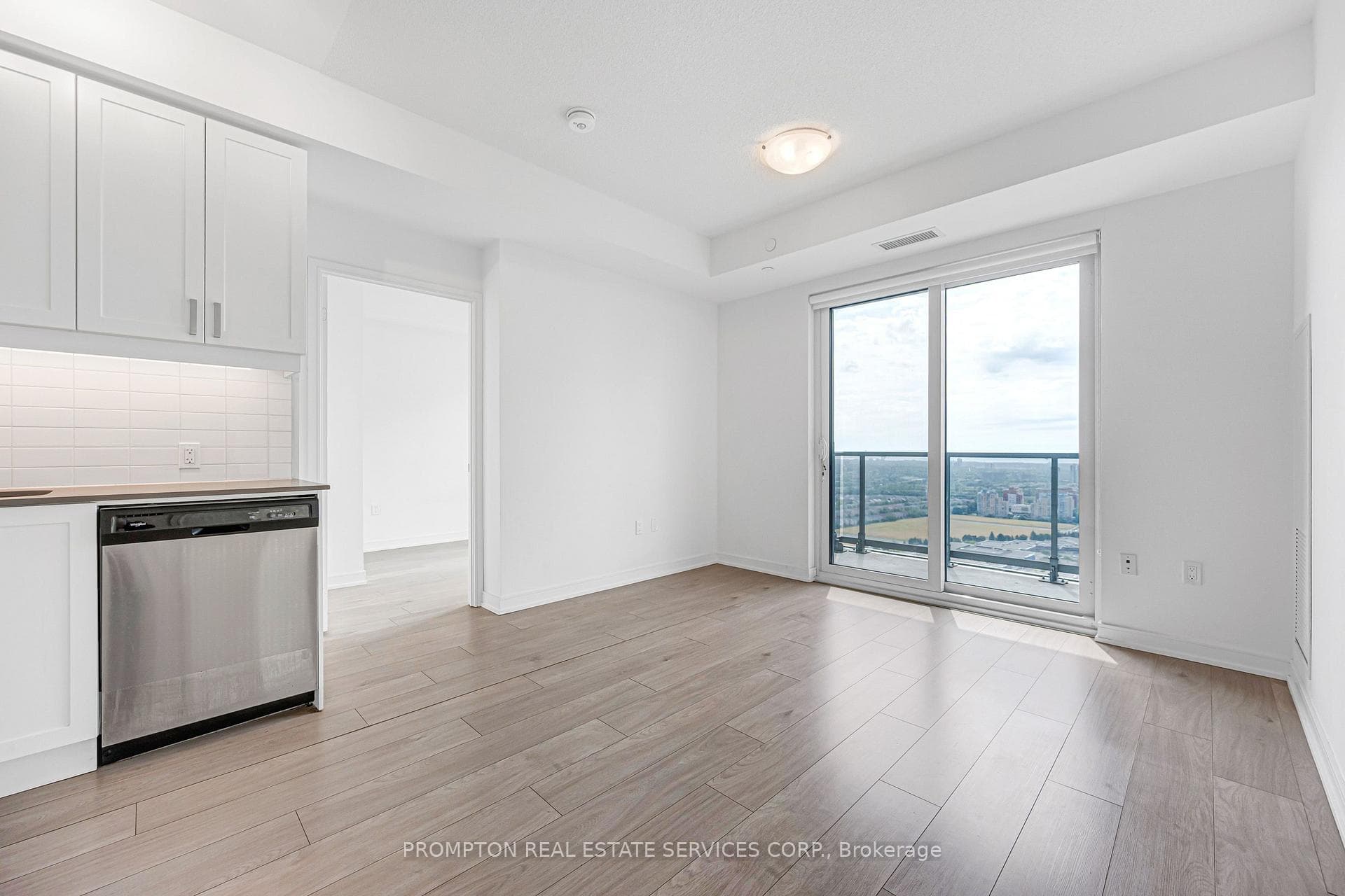 8 Nahani Way Unit 3320 photo 16