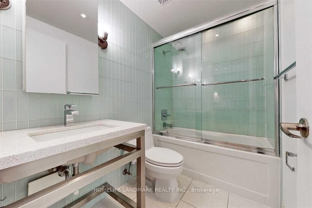 80 John Street Unit 1311 photo 17