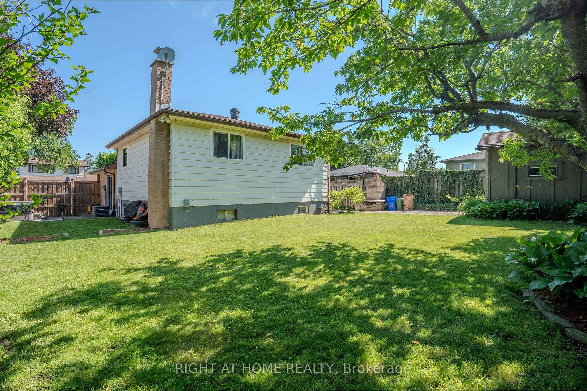 80 Chilton Drive photo 38