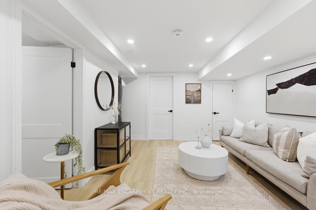 173 WEST 19TH Street photo 26