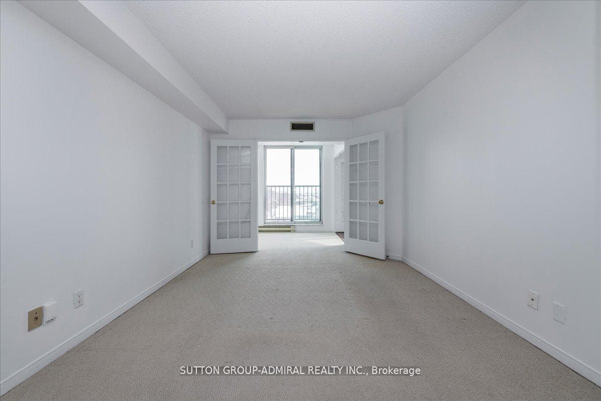 150 Dunlop Street Unit 509 photo 23