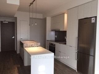 1 Bloor Street Unit 1506 photo 9