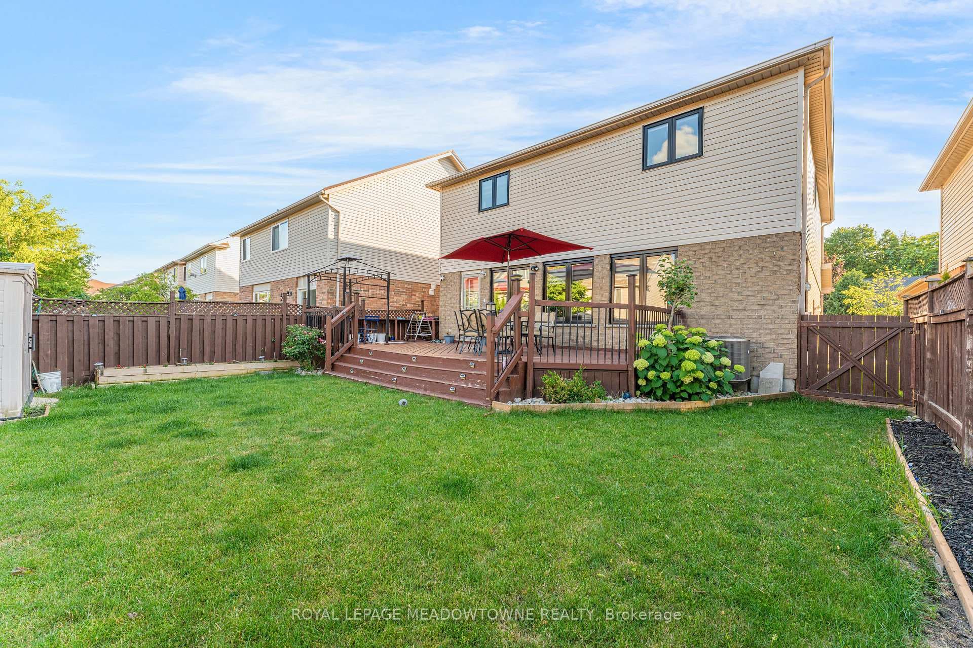 71 Mcfarlane Drive photo 44