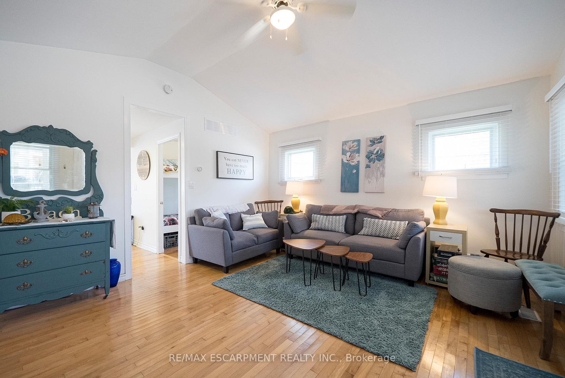 21 FERRIS Street photo 11