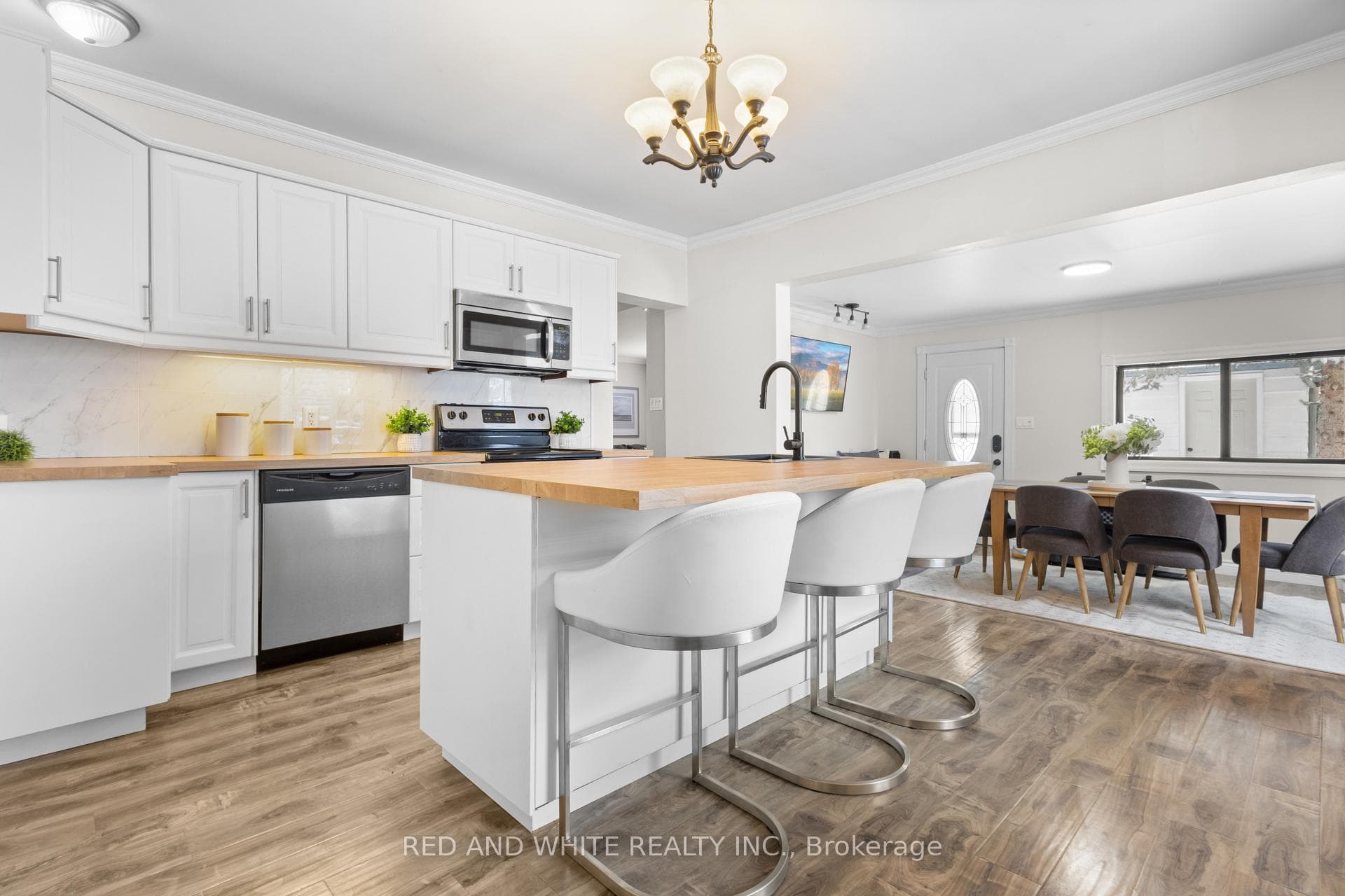 33 St Andrew Street photo 6