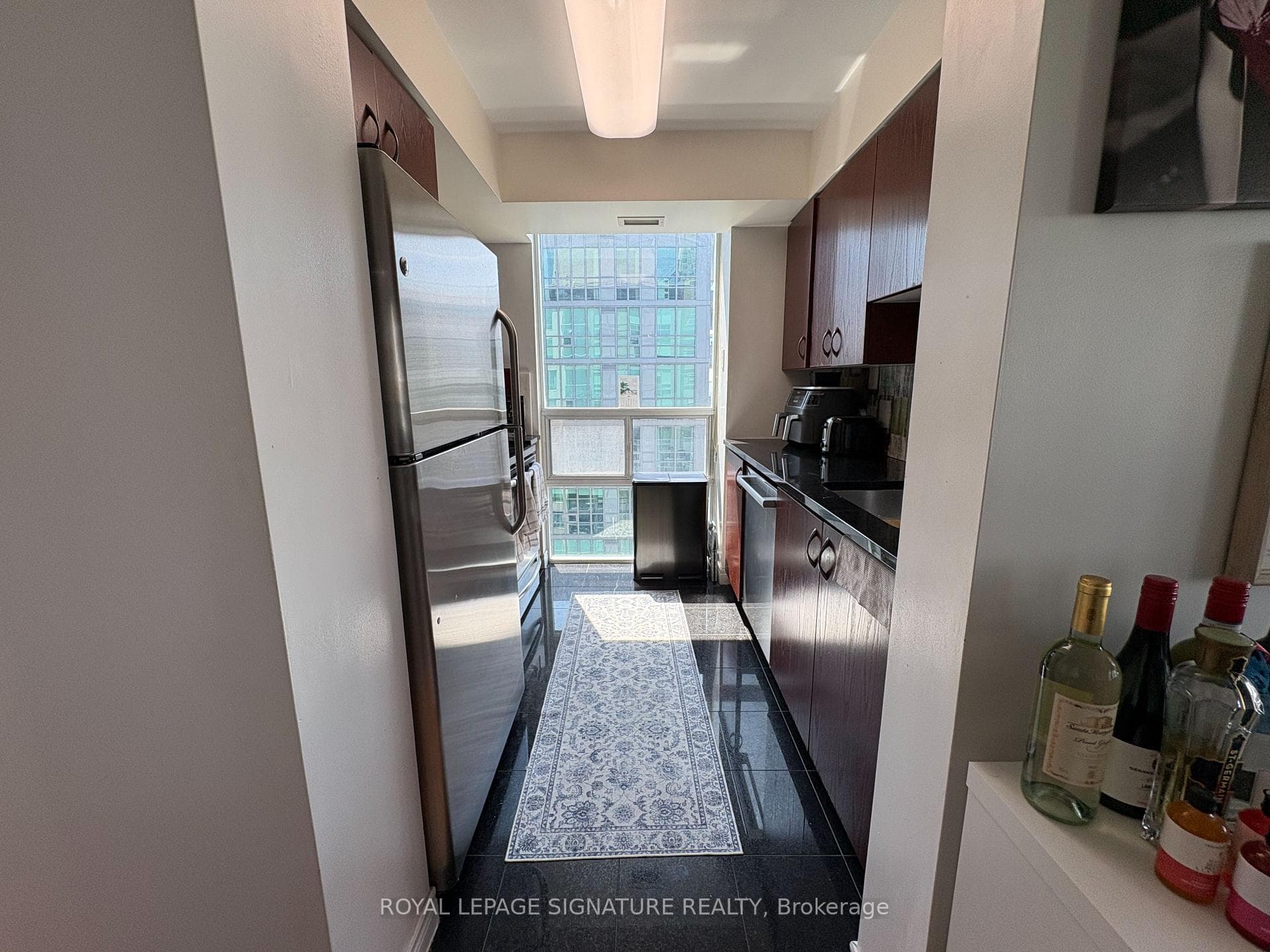 51 Lower Simcoe Street Unit 1708 photo 4