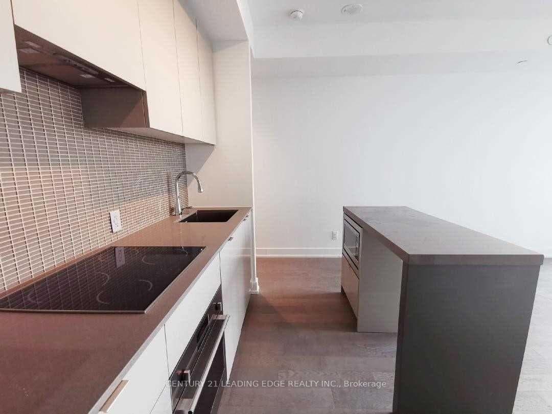 7 Grenville Street Unit 2012 photo 5