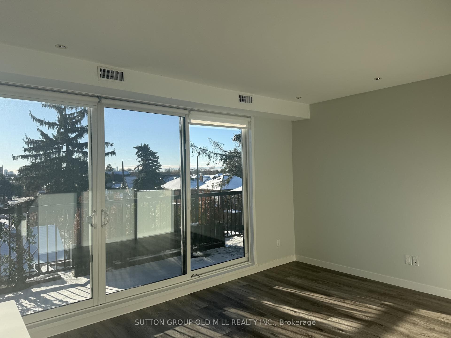 20 Avon Drive photo 2