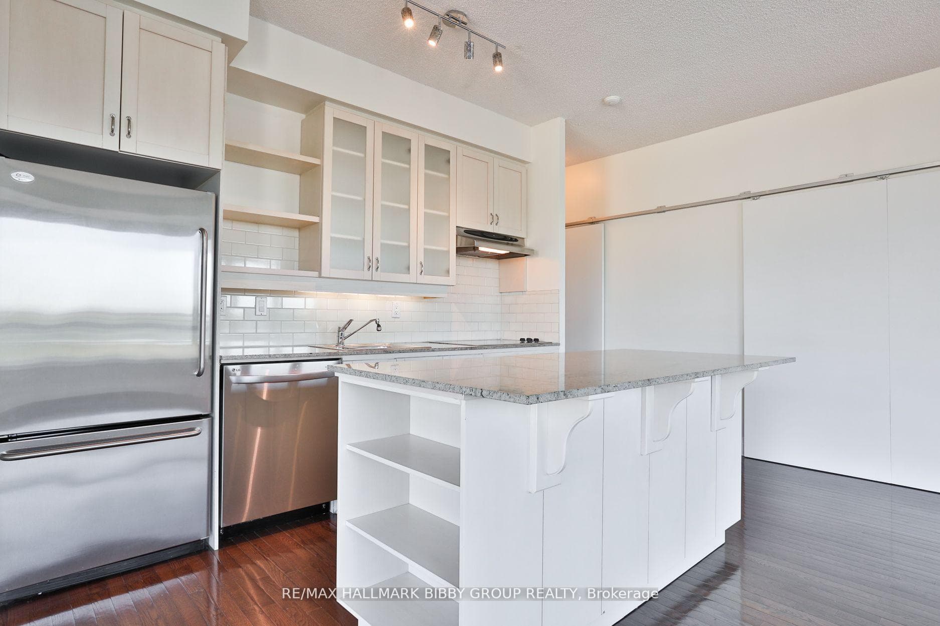 20 Scrivener Square Unit 604 photo 10