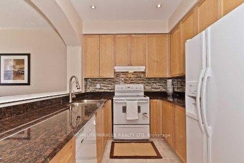 1375 Weir Chase photo 21