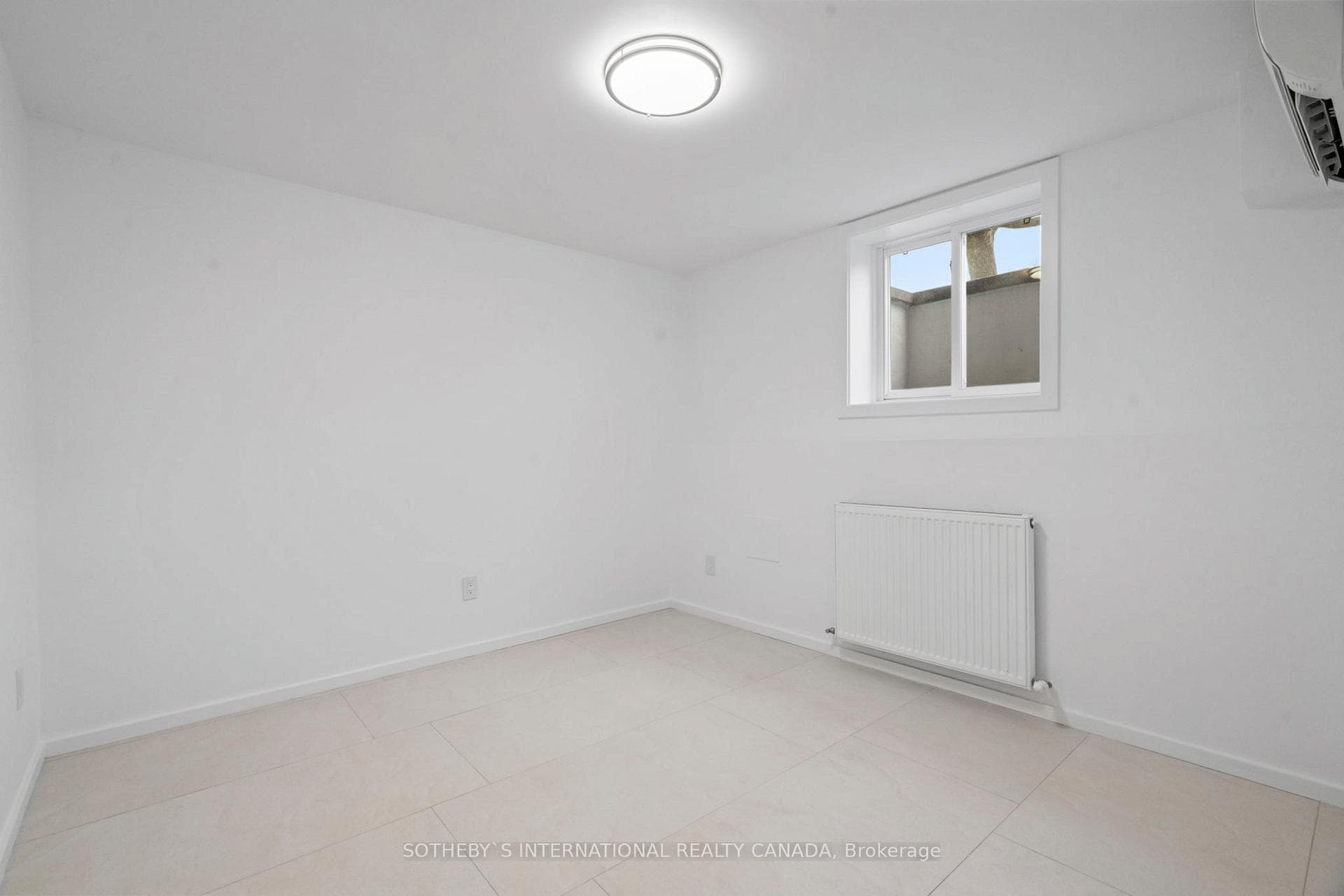 1340 Avenue Road Unit B photo 14