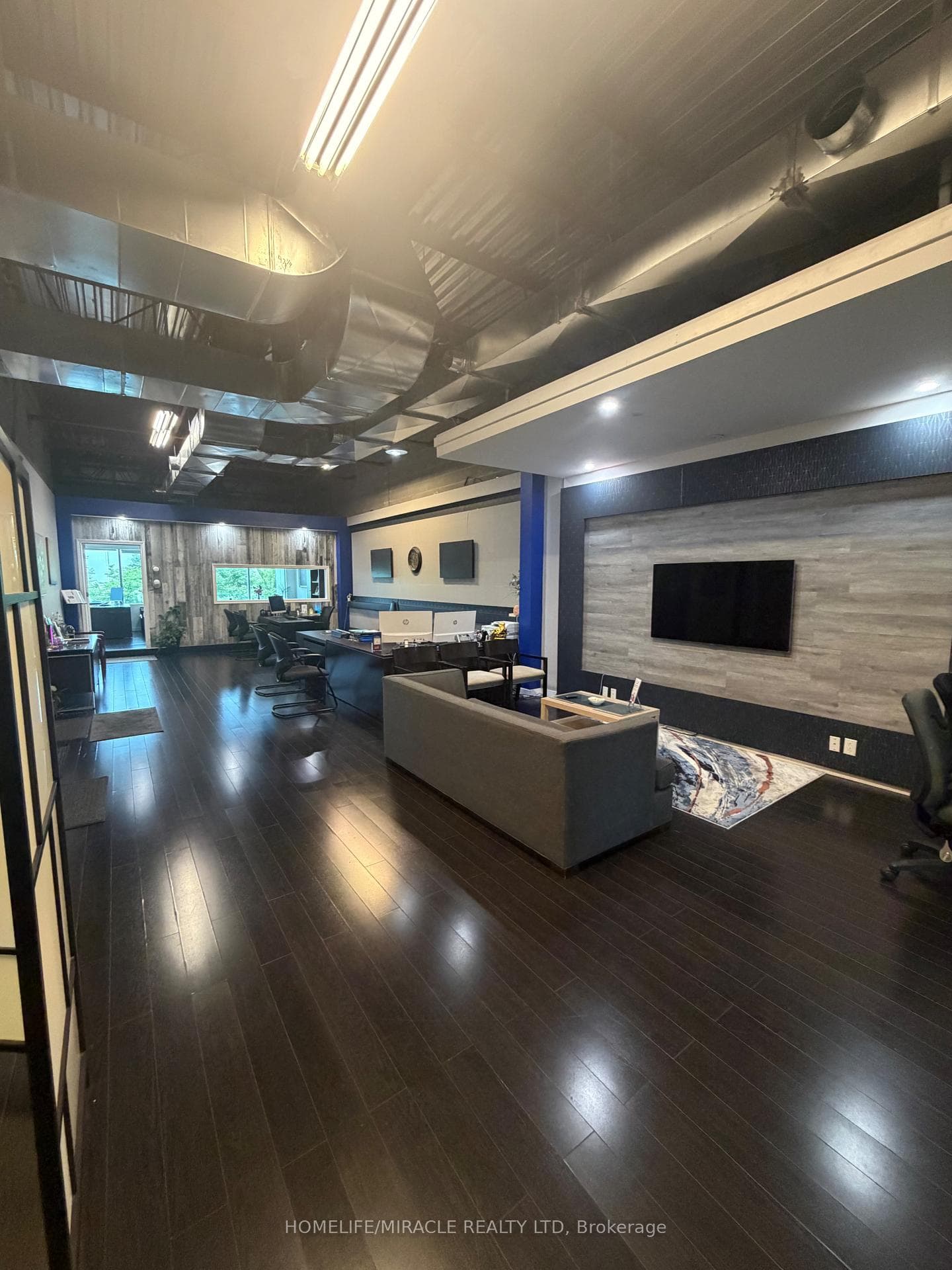 8 Zenway Boulevard photo 9