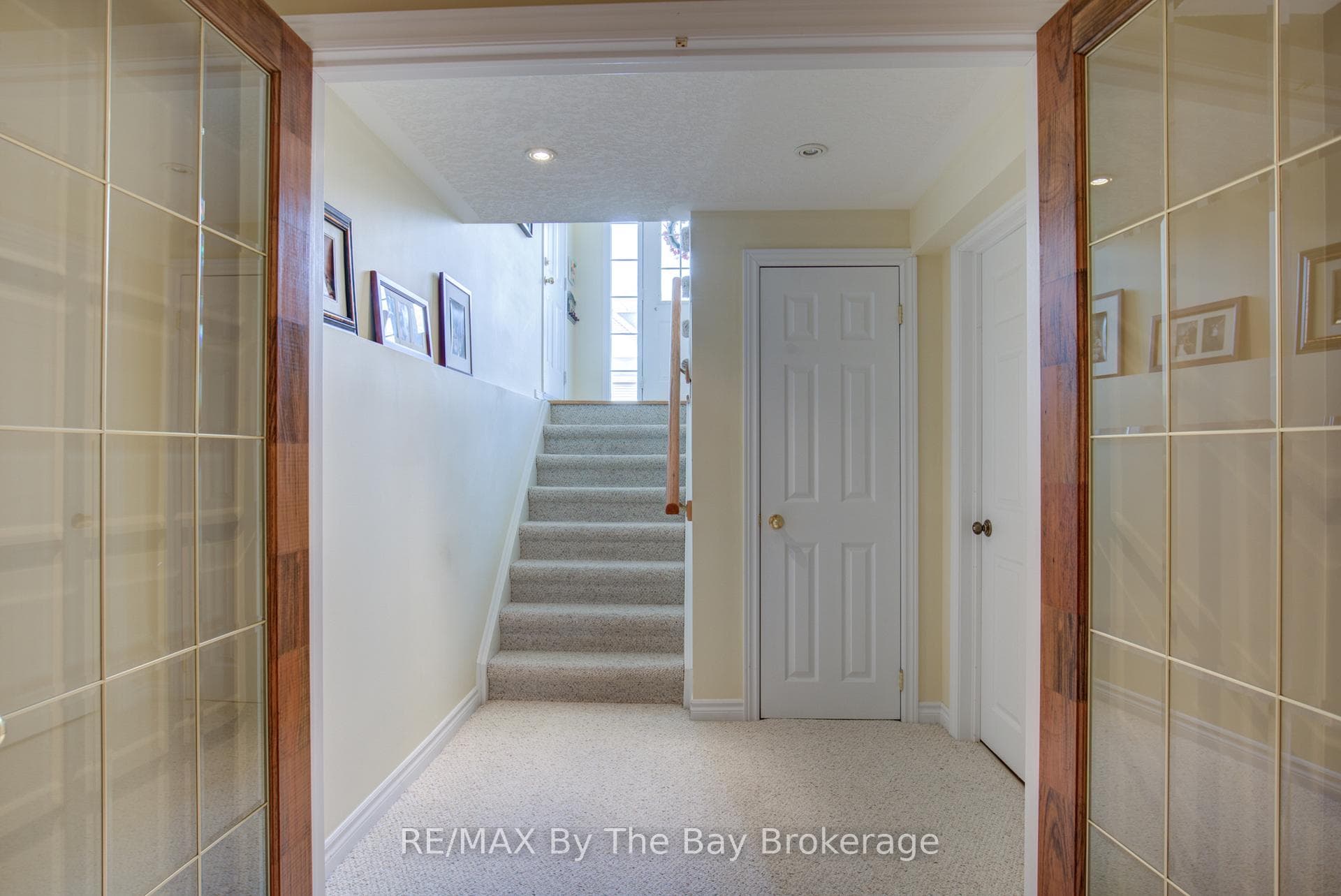 32 Green Briar Drive photo 17