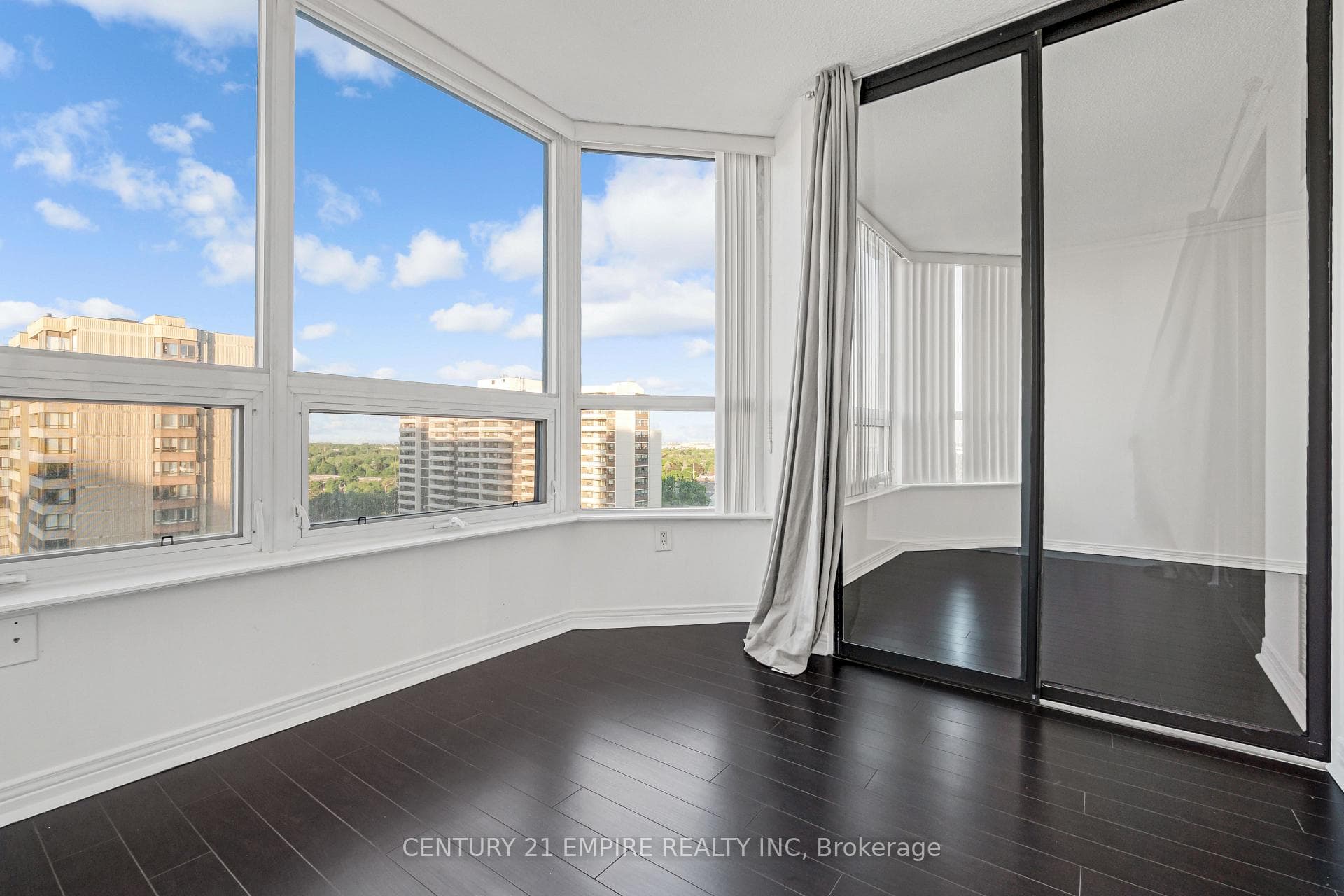 8 Lisa Street Unit 1106 photo 29