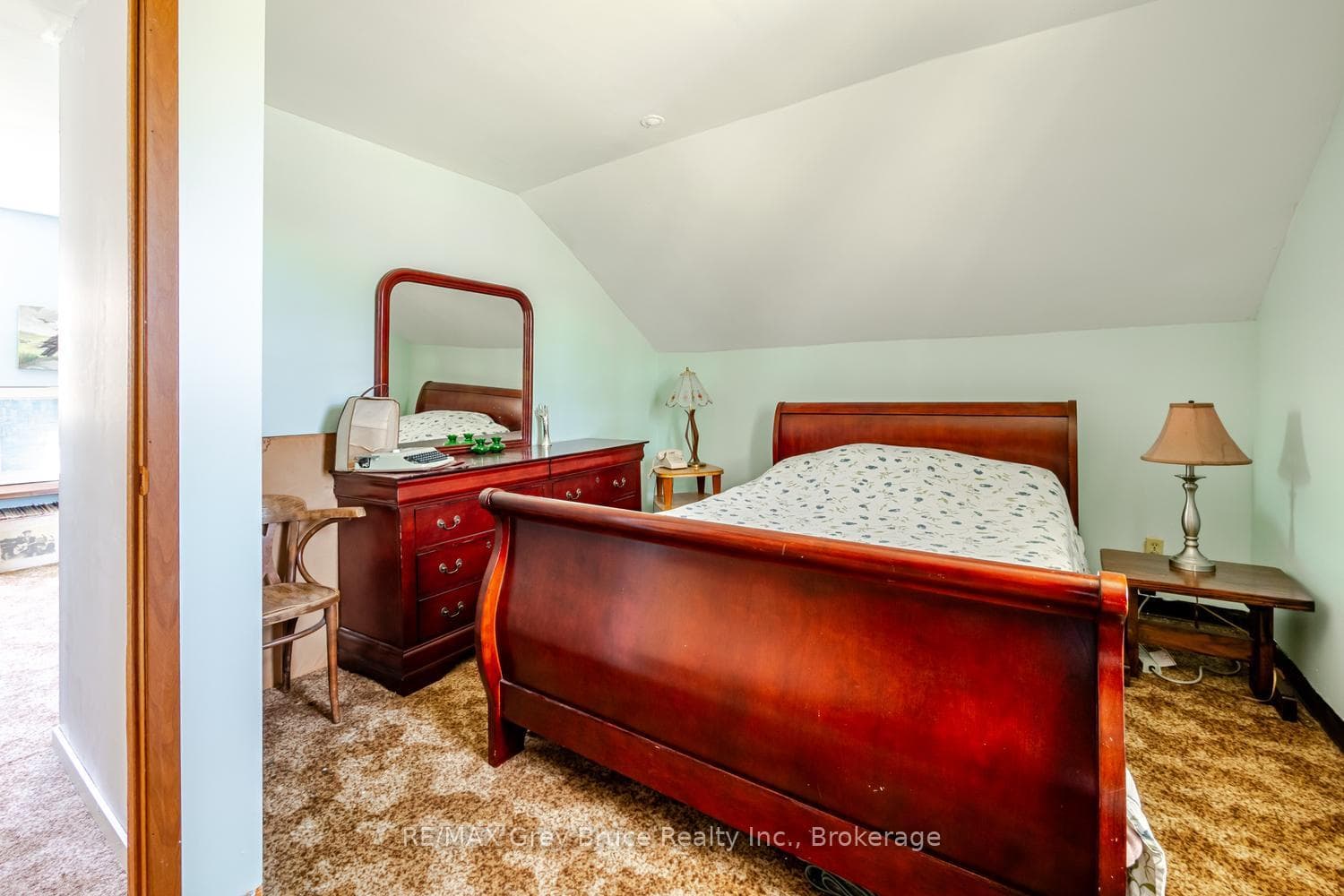 130 Crooked Hill Road photo 22