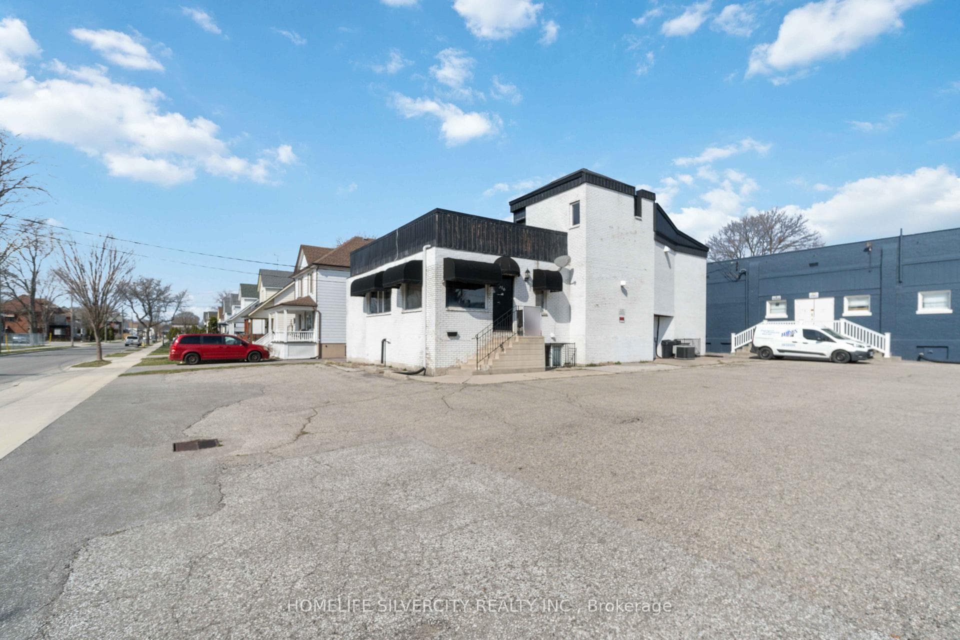 316 Talfourd Street photo 1