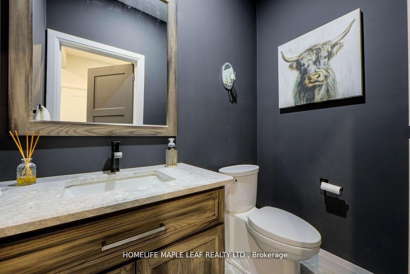 585437 County Road Unit 17 photo 14