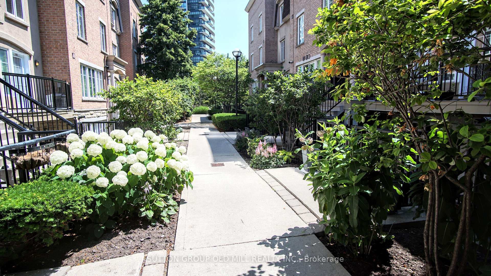 26 Western Battery Road Unit 206 photo 17