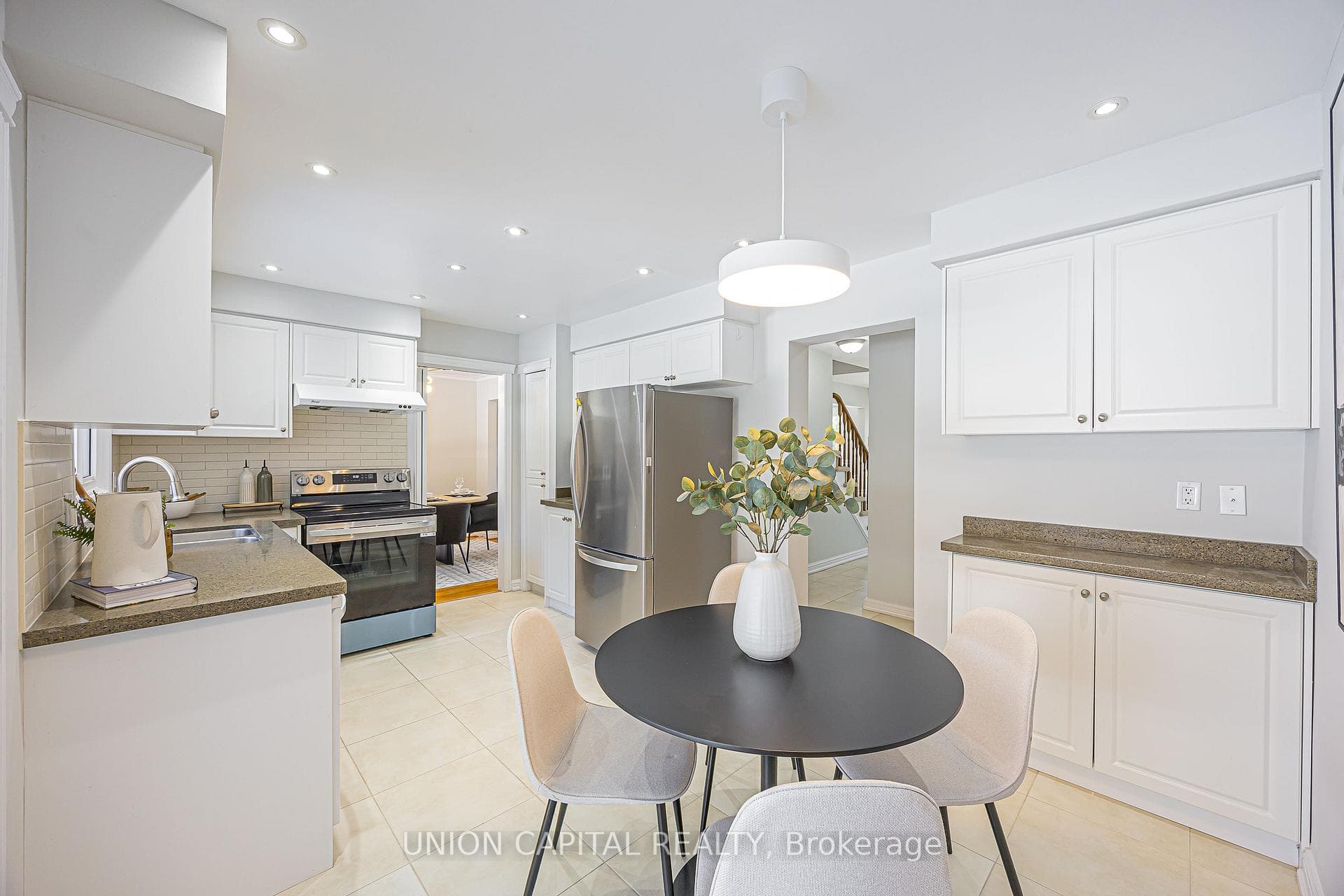 52 Barkwood Crescent photo 19
