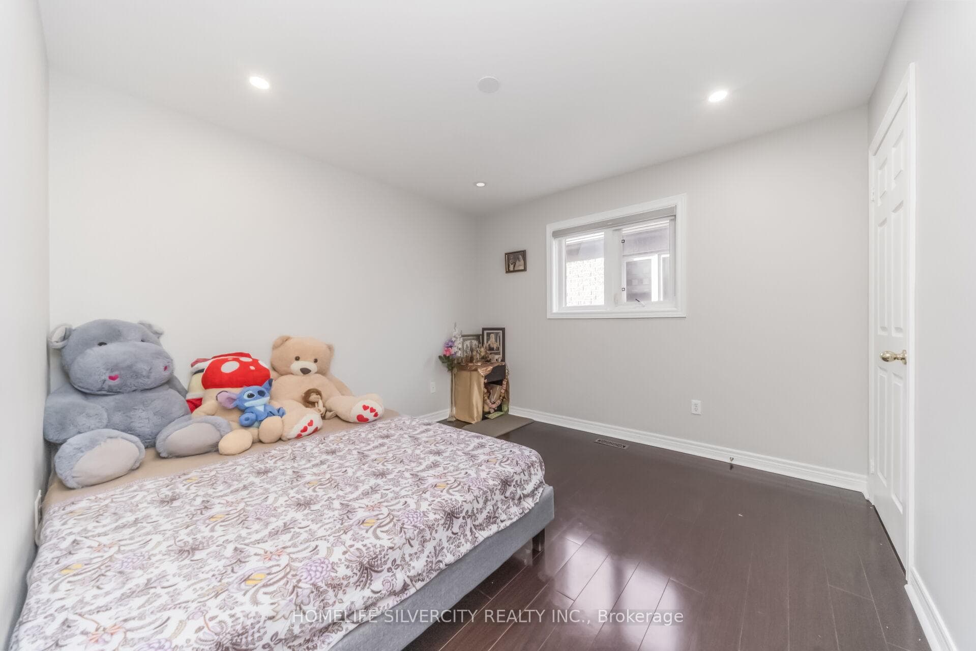 26 Bissell Drive photo 30