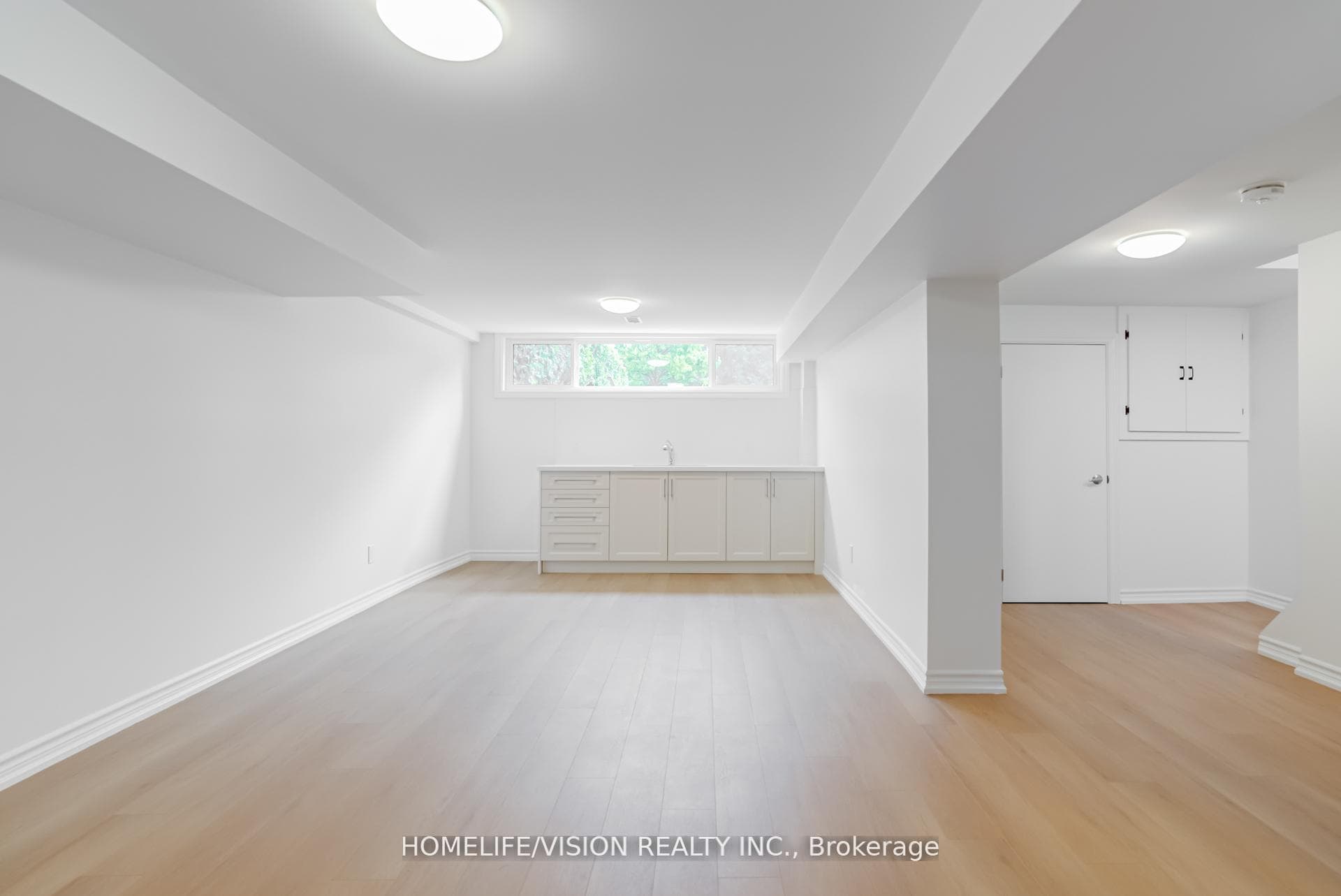 74 Cabot Street photo 27